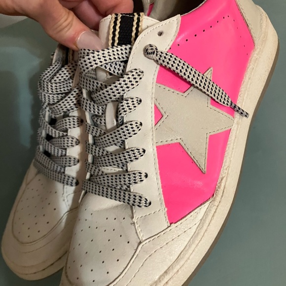 Size 8..New…super popular and so fab! Boutique Brand - Picture 1 of 3